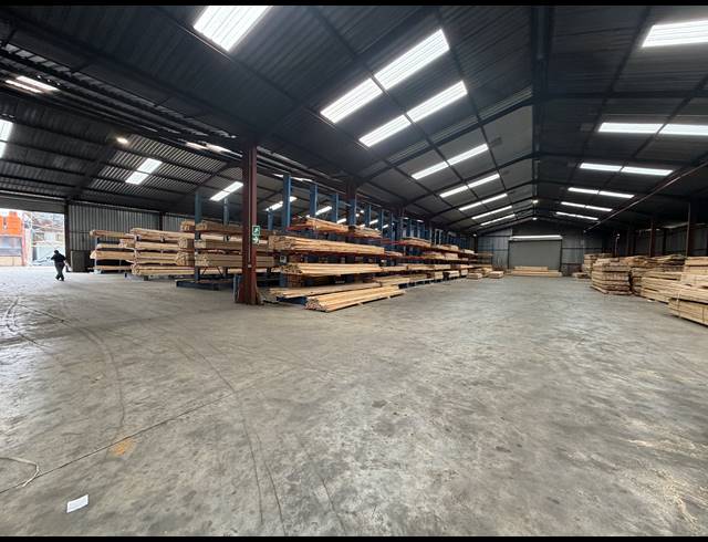 18,317M² FACTORY TO LET IN ROODEKOP